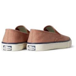 Sperry Top-Sider Unisex Cloud Slip On Deck Sneaker Washed Red -Sperry Top-Sider Sales S18 E Cloud Pairs STS17603 view 3 19