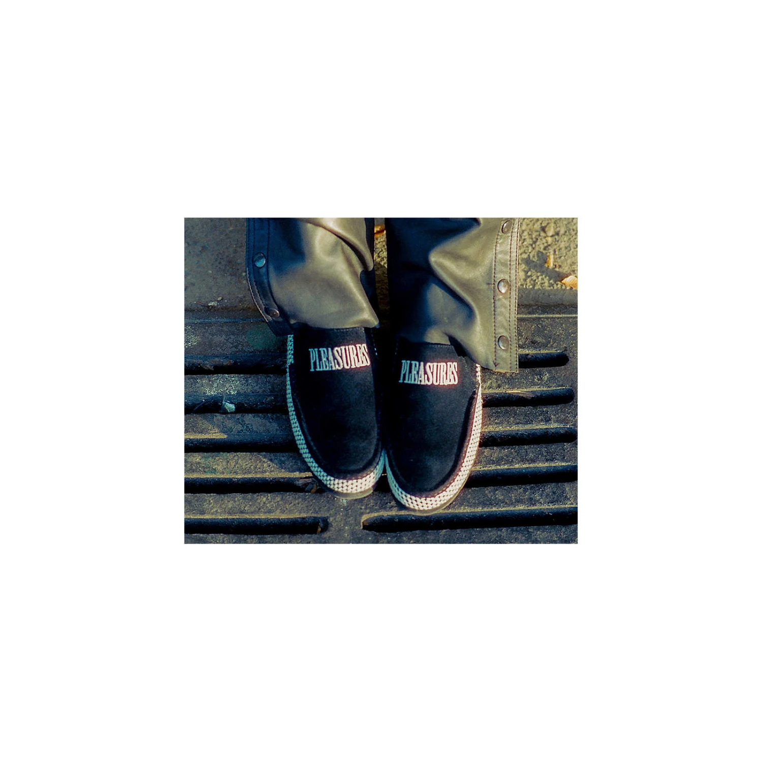 Sperry Top-Sider Unisex Sperry X Pleasures Moc-Sider Knit Mule Black 4 Sperry Top-Sider Unisex Sperry X Pleasures Moc-Sider Knit Mule Black - Image 2